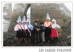 LES SABLES D' OLONNE Sablaises Coiffes Et Costumes Enfants  5 (scan Recto Verso)MF2758TER - Sables D'Olonne