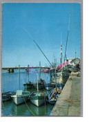 SAINT GILLES CROIX DE VIE 85 - Le Quai Et Le Pont Reliant St Gilles à Croix De Vie 1970 Bâteau De Pêche Barque - Saint Gilles Croix De Vie
