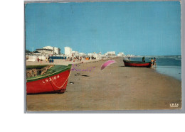 SAINT JEAN DE MONTS 85 - La Plage 1970 Barque Bâteau De Pêche Vue Generale - Saint Jean De Monts