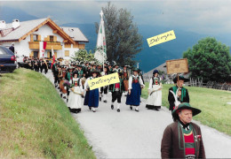 Photo Couleur Au Dos écrite  :  Grand Rassemblement Tous Les 15 Ans Au Tyrol Du Sud, Année 2006 - Orte