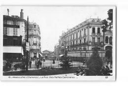 ANGOULEME - La Rue Des Halles Centrales - Très Bon état - Angouleme