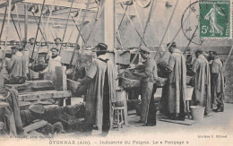 OYONNAX (Ain) - Industrie Du Peigne - Le Ponçage - Voyagé 1913 (2 Scans) - Oyonnax