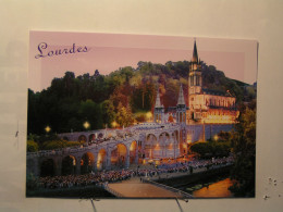 Lourdes - La Basilique De Lourdes - Lourdes