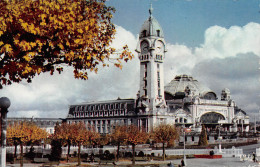 LIMOGES  La Gare Des Bénédictins Vue Des Jardins  31 (scan Recto Verso)MF2772TER - Limoges