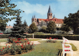 71 PARAY LE MONIAL  La Basilique Vue Du Square 33 (scan Recto Verso)MF2772UND - Paray Le Monial