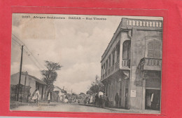 2027. AFRIQUE OCCIDENTALE . DAKAR . RUE VINCENS . CARTE TRES ANIMEE - Sénégal