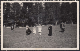 In Un Prato Ad Ospitale - Fotografia D'epoca - 1940 Vintage Photo - Places