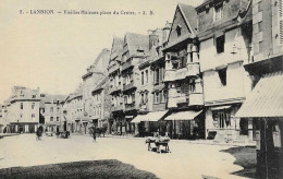 C/276               22    Lannion    -   Place Du Centre   -  Vieilles Maisons - Lannion