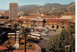 TOULON  Gare Et Place De L'Europe  19 (scan Recto Verso)MF2794VIC - Toulon