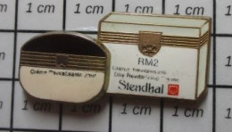 3617 Pin's Pins / Rare Et De Belle Qualité !!! MARQUES / PRODUIT COSMETIQUE CREME D'andouille STENDHAL STENDHAL En Rouge - Marche