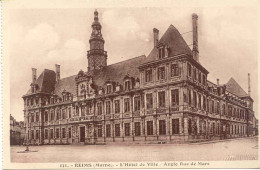 CPA - REIMS - HOTEL DE VILLE ANGLE RUE DE MARS - Reims