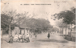 CPA Carte Postale Sénégal Dakar Femmes Revenant Du Marché  1904 VM80306ok - Sénégal