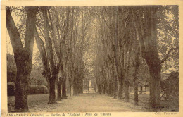 CPA - AVRANCHES - JARDIN DE L'EVECHE (IMPECCABLE) - Avranches