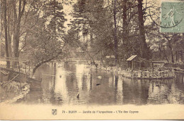 CPA - DIJON -  JARDIN DE L'ARQUEBUSE - L'ILE DES CYGNES - Dijon