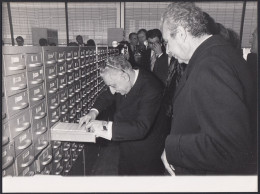 YZ9021 Presidente LEONE Inaugura Nuova Biblioteca Nazionale - 1975 Foto 18 X 24 - Orte