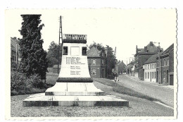 Flobecq.   Le Monument Aux Morts Des 2 Guerres.   1914 - 1918  &   1940 - 1945. - War Memorials