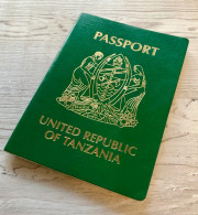 United Republic Of Tanzania  Passport Passeport Reisepass Pasaporte Passaporto - Historische Dokumente