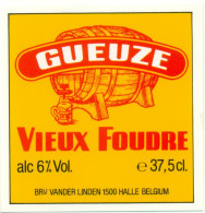 Oud Etiket Bier Gueuze Vieux Foudre 37,5 Cl. - Brouwerij / Brasserie Van Der Linden Te Halle - Cerveza