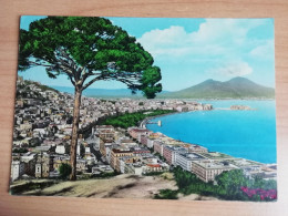 Cartolina ITALIA CAMPANIA NAPOLI 1967  PANORAMA ANNULLO ASSICURAZIONE Italy Naples Postcard Italien Neapel Ansichtskarte - Napoli