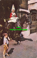R582467 London. Whitehall. Mounted Guard. Photographic Greeting Card. Natural Co - Sonstige & Ohne Zuordnung
