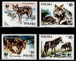 Polska 1985, Wolf: Wolves In Winter And Summer, She-wolf With Pups, Wolf (Canis Lupus), MiNr. 2975-2978 - Perros