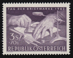 1127 Tag D. Briefmarke, Hände Eines Markenstechers Bei Der Arbeit, 3 S + 70 G,** - Ungebraucht