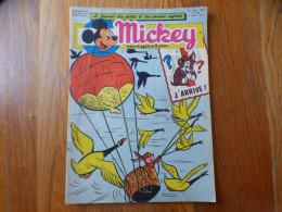 JOURNAL MICKEY BELGE  N° 298 Du 21/06/1956  COVER DONALD ET DAISY + BELLE ET LE CLOCHARD - Journal De Mickey