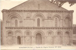 CPA - SURGERES - FACADE DE L'EGLISE ROMANE - Surgères