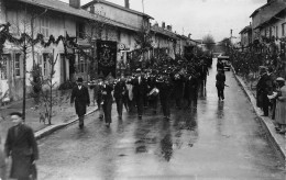 POLLIAT (Ain) - Fête Du 14 Avril 1935 - Inauguration De La Nouvelle Mairie - Défilé Fanfare - Non Classificati