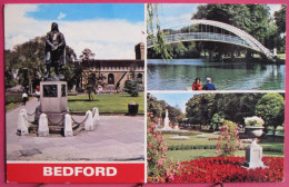 Angleterre - Bedford - John Bunyan Statue - Bedford