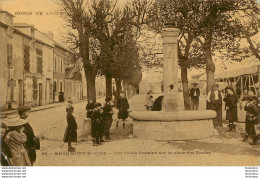 BEAUMONT SUR OISE UNE VIEILLE FONTAINE SUR LA PLACE DES ECOLES - Beaumont Sur Oise