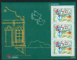 ACORES 1998 - Europa - Culte De L' Esprit Saint - BF - Açores