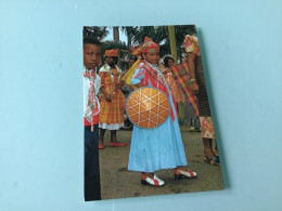 GUYANE. - Folklore. Petite Guyanaise En Costume Traditionnel. - Autres & Non Classés
