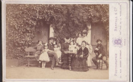 Photo De Cabinet Paris Belle & Grande Famille Bourgeoise Photo Bertall & Cie Paris  Réf 30097 - Personnes Anonymes