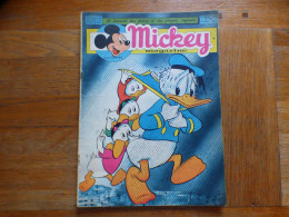 JOURNAL MICKEY BELGE  N° 331 Du  07/02/1957  COVER DONALD ET SES NEVEUX + LA FLECHE NOIRE - Journal De Mickey