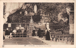 65-LOURDES-N°C4072-F/0339 - Lourdes