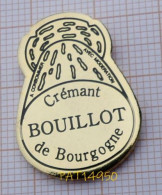 PAT14950  CREMEANT DE BOURGOGNE BOUILLOT  BOUCHON ( De Champagne ) En Version ZAMAC - Bebidas