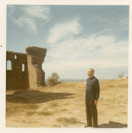 PHOTO ORIGINALE AL 2 - FORMAT 8.8 X 8.8 - VAUCLUSE - CHATEAUNEUF DU PAPE - 1970 - Lieux