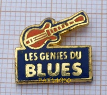 PAT14950  LES GENIES DU BLUES  GUITARE En Version EGF - Musique