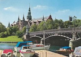 AK 216197 SWEDEN - Stockholm - Djurgardsbron Och Nordiska Museet - Zweden