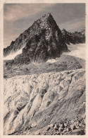 74-CHAMONIX-N°C4080-E/0237 - Chamonix-Mont-Blanc