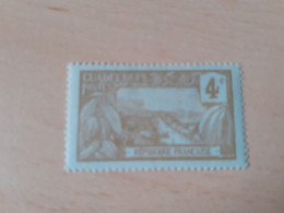 TIMBRE   GUADELOUPE       N  57      COTE  0,50   EUROS  NEUF  TRACE  CHARNIERE - Ungebraucht