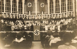 WW2 Guerre 39/45 War * Carte Photo * Congrès Parti Nazi * Jeunesses Hitlériennes ? * Photographe Schoefer Bremen - Oorlog 1939-45