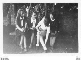 PHOTO GROUPE DE FEMMES SCOUTS 1939 FORMAT 8.50 X 6 CM - Padvinderij