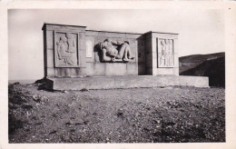 66 -  BANYULS Sur MER - Le Monument Aux Morts - Banyuls Sur Mer