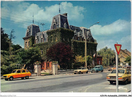 AJXP6-0622 - AUTOMOBILE - ST-SAULVE - L'Hotel De Ville - Bus & Autocars