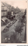 AJXP5-0510 - AUTOMOBILE - VICHY - Vue Su L'avenue A-Briand - Autobus & Pullman