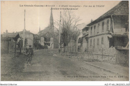 ALE2P7-68-0012 - L'alsace Reconquise - Une Rue De THANN Pendant Le Bombardement  - Thann
