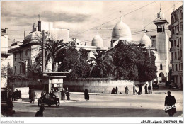 AESP11-ALGERIE-1074 - CONSTANTINE - Place De La Pyramide Et église Du Sacré Coeur  - Konstantinopel