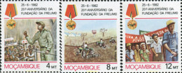 44673 MNH MOZAMBIQUE 1982 20 ANIVERSARIO DE LA FUNDACION DE FRELIMO - Mosambik